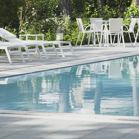 Hotel Caracas Lignano Sabbiadoro Eksteriør bilde